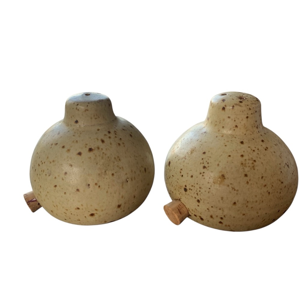 HANDMADE | Studio Pottery Speckled Salt and Pepper Shakers with Cork Stopper